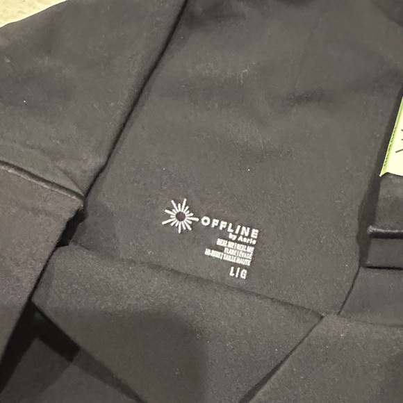 Offline by Aerie OG Black High Rise Flare Leggings - Picture 2 of 6